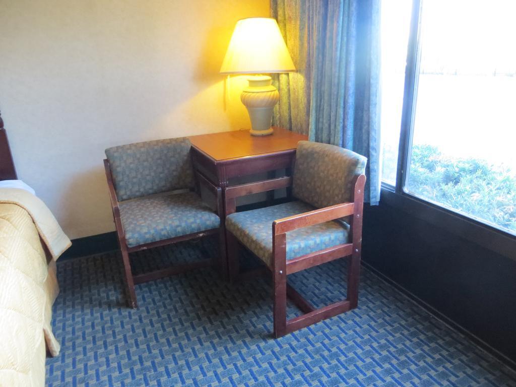 Eurotel Inn Maitland Phòng bức ảnh